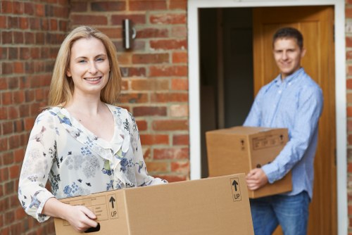 Professional flat removals planning in Norwoodgreen