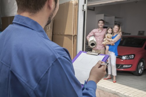 Professional packing services in Norwoodgreen for careful home relocation
