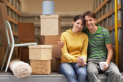 Packing a mobile storage unit for home move in Norwoodgreen