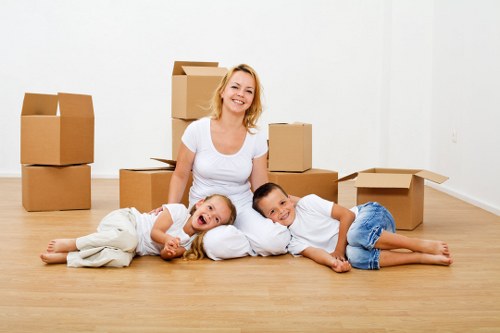 Free quote policy for Norwoodgreen Storage services